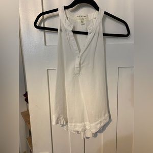 Linen cloth & stone tank